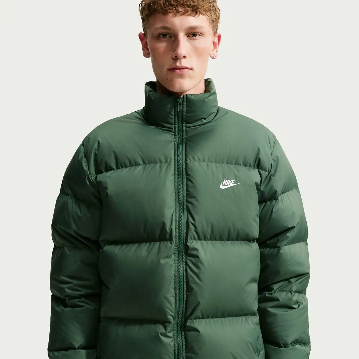 Куртка чоловіча Nike Therma-Fit Club Puffer Jacket 650