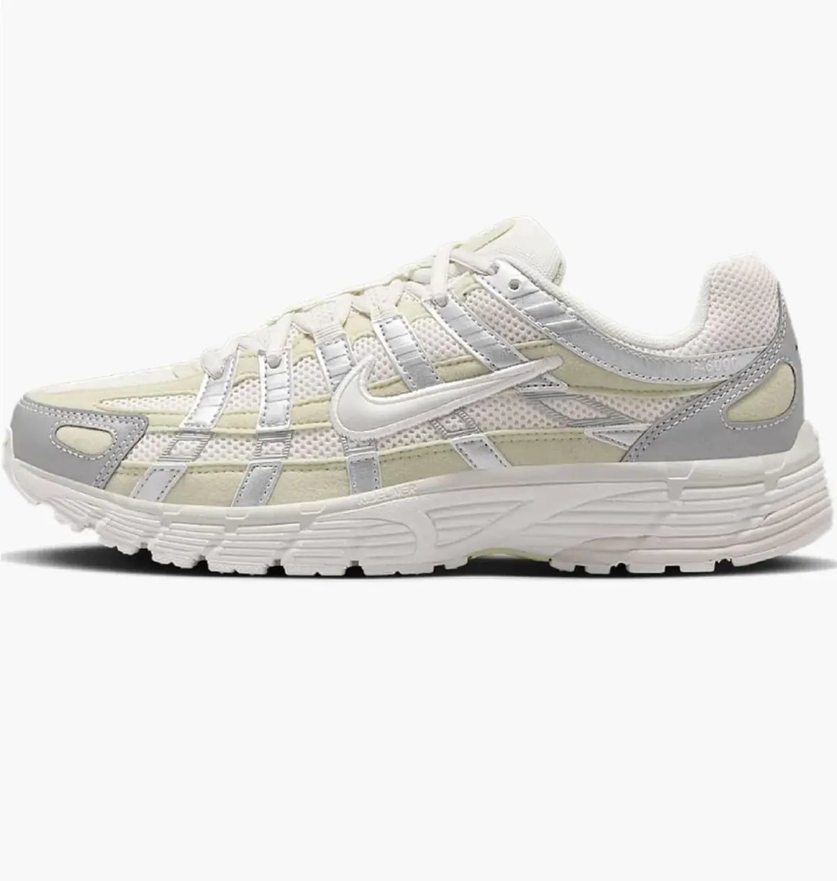 Кросівки жіночі Nike P-6000