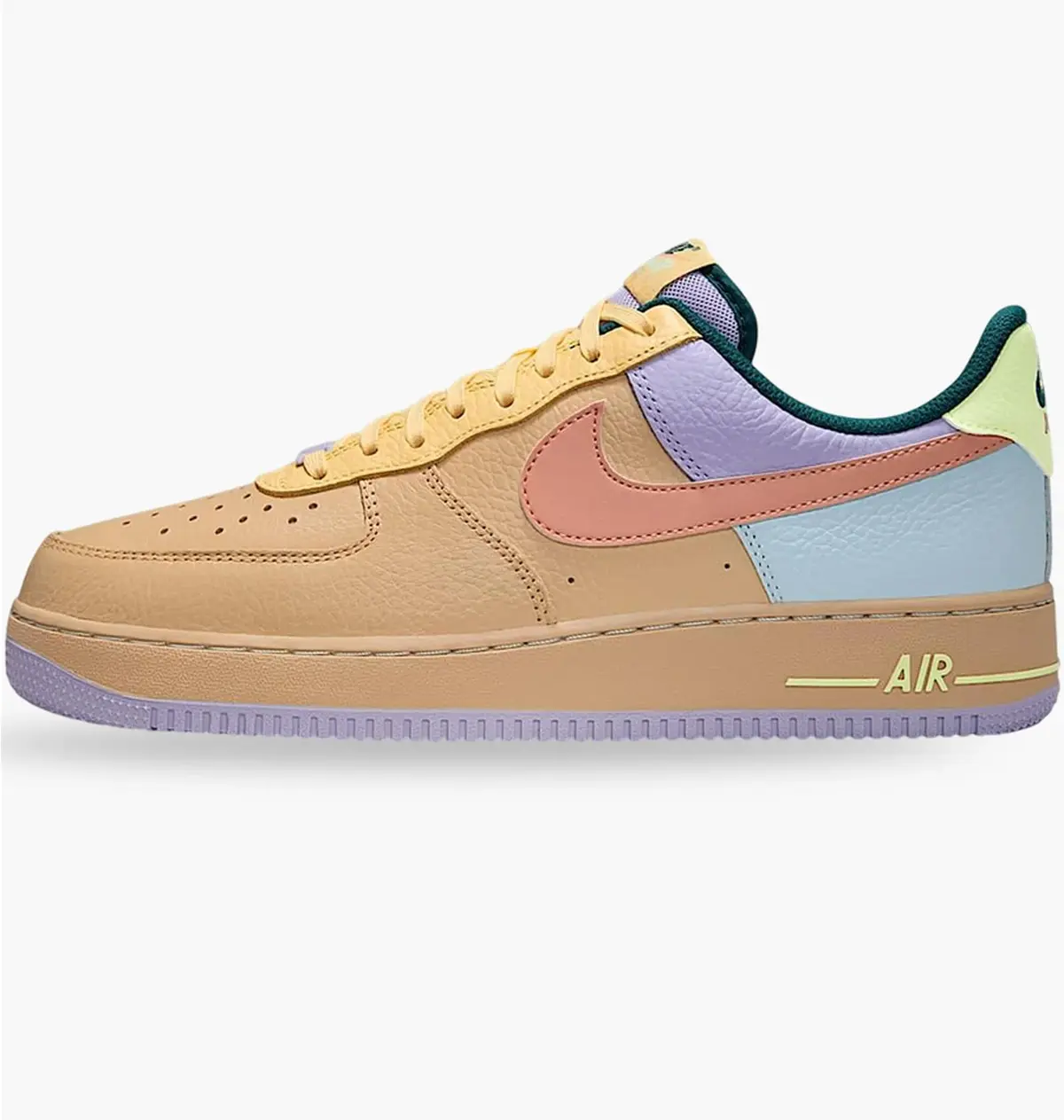 Кросівки жіночі Nike Air Force 1 07 Beige/Multi