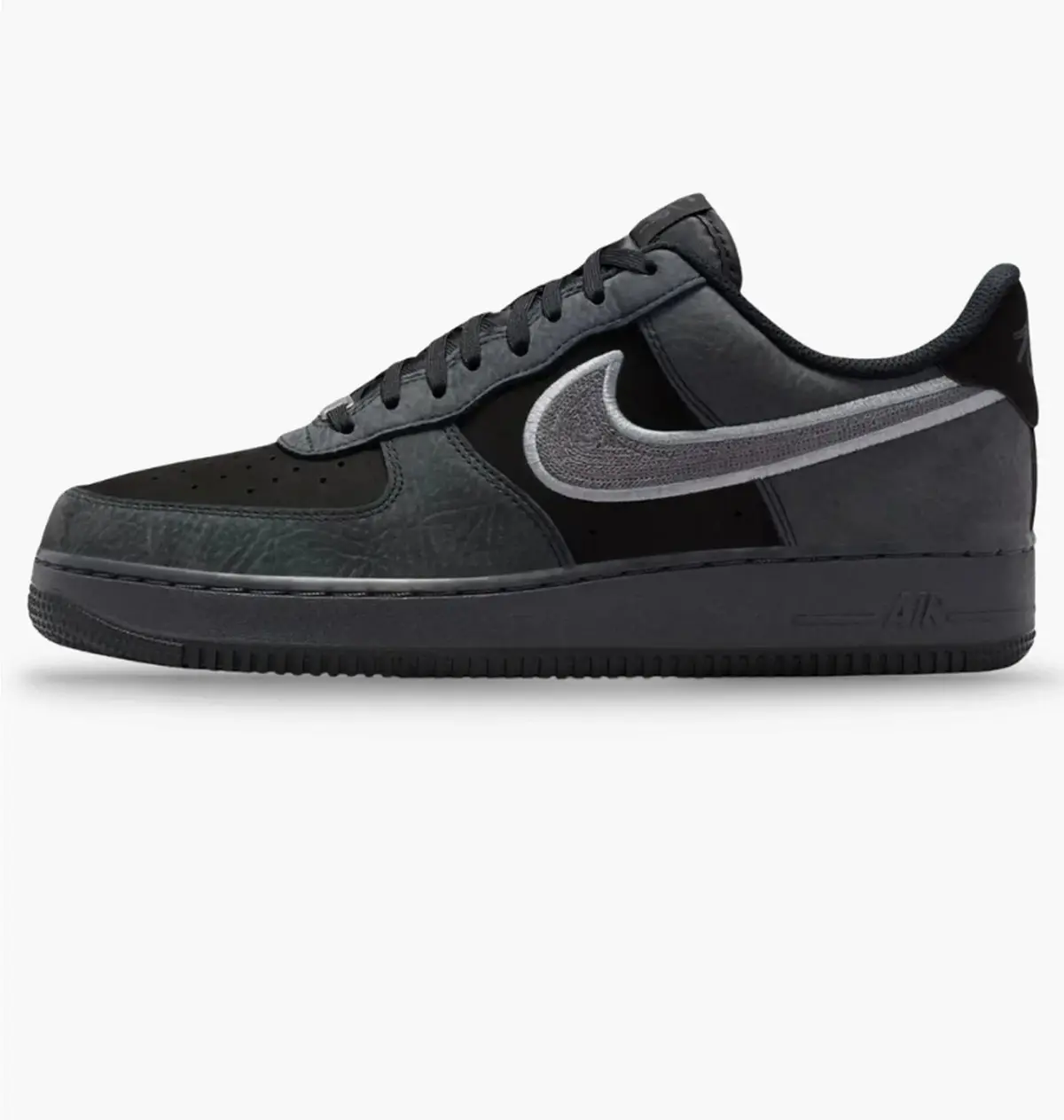 Кросівки чоловічі Nike Air Force 1 Black