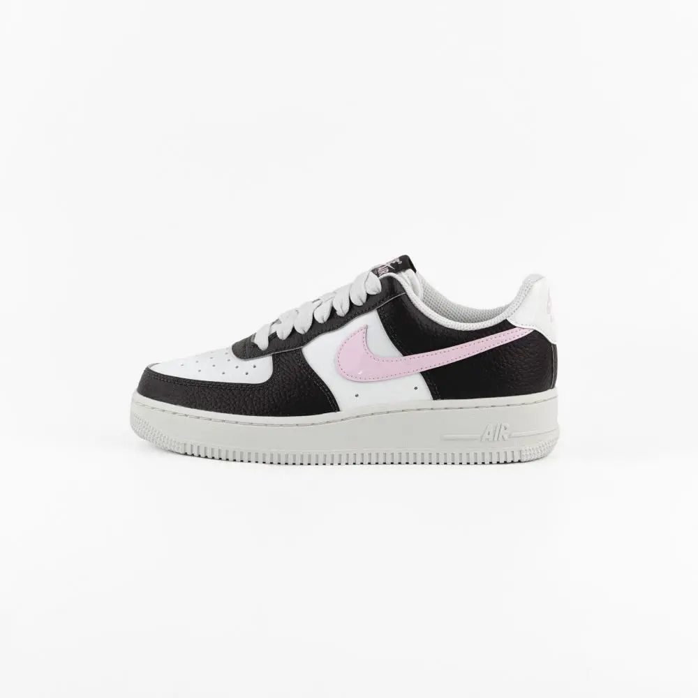 Кросівки жіночі Nike Air Force 1 '07 Wmns