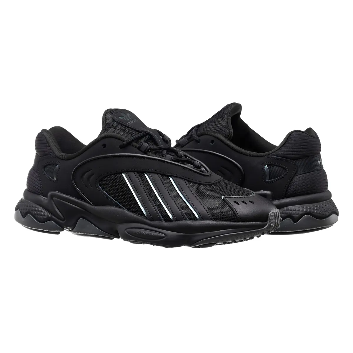 Кросівки чоловічі Adidas Oztral