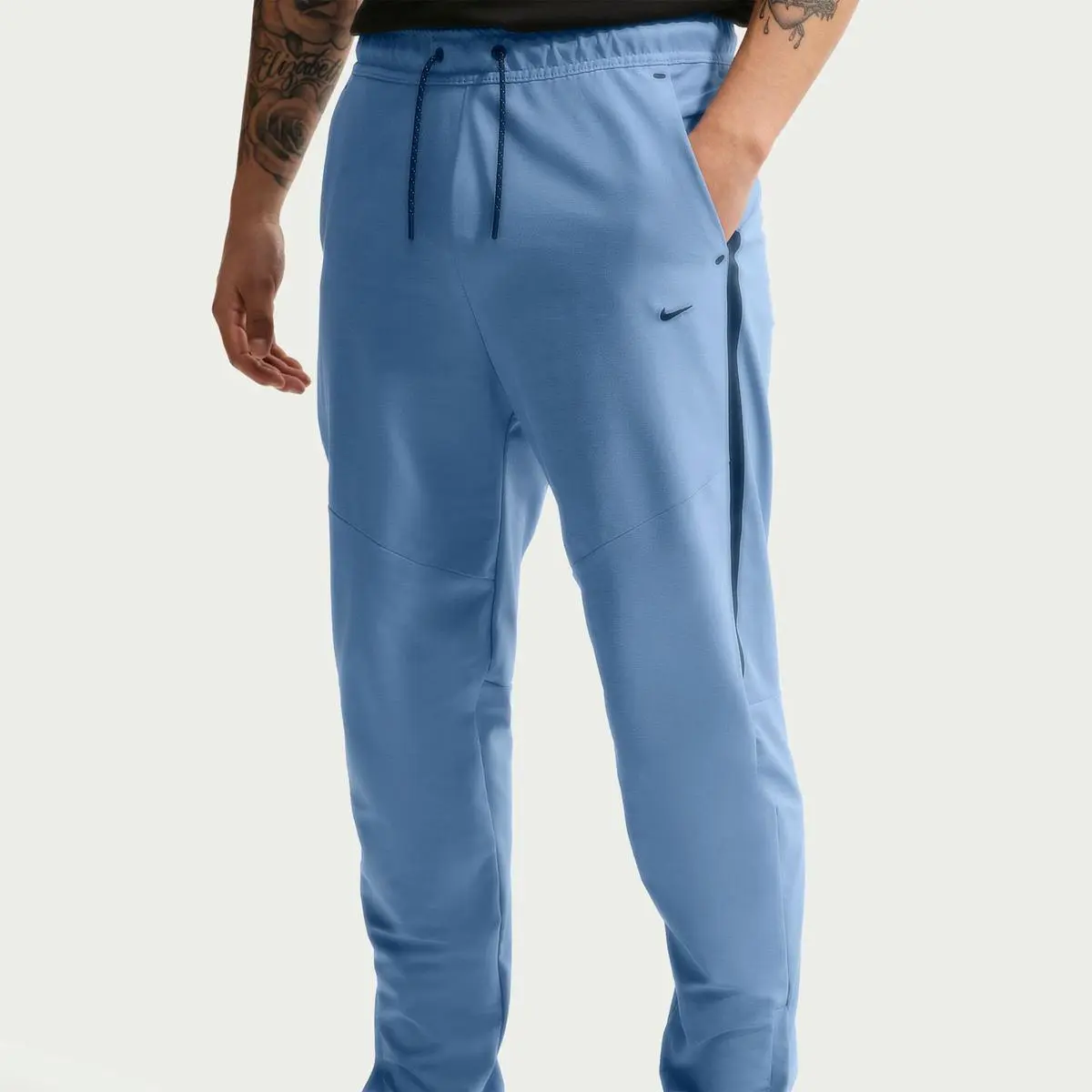 Брюки чоловічі Nike M Nk Tech Shori Knit Drill Pnt