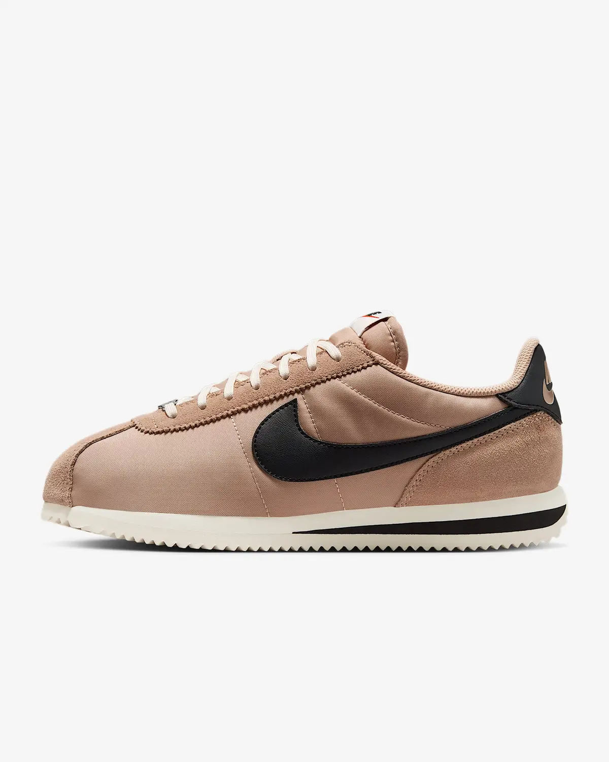 Кросівки жіночі Nike Cortez