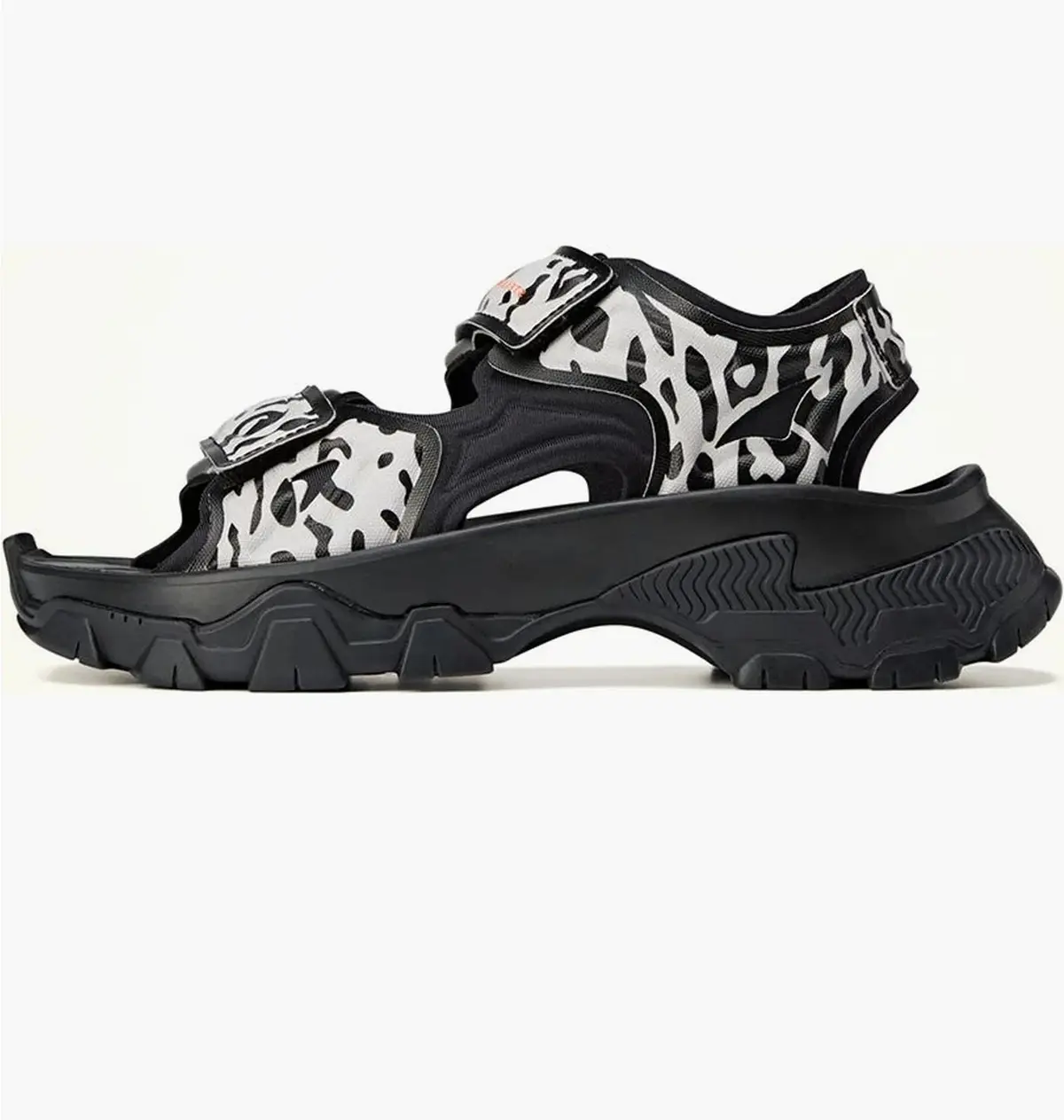 Сандалии женские Adidas By Stella Mccartney Hika Outdoor Sandals Black/White