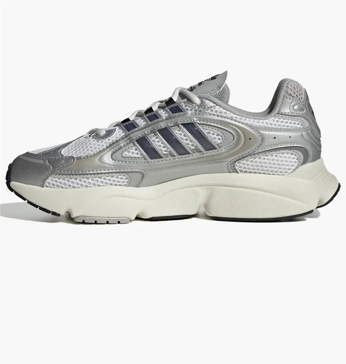 Кросівки чоловічі Adidas Ozmillen