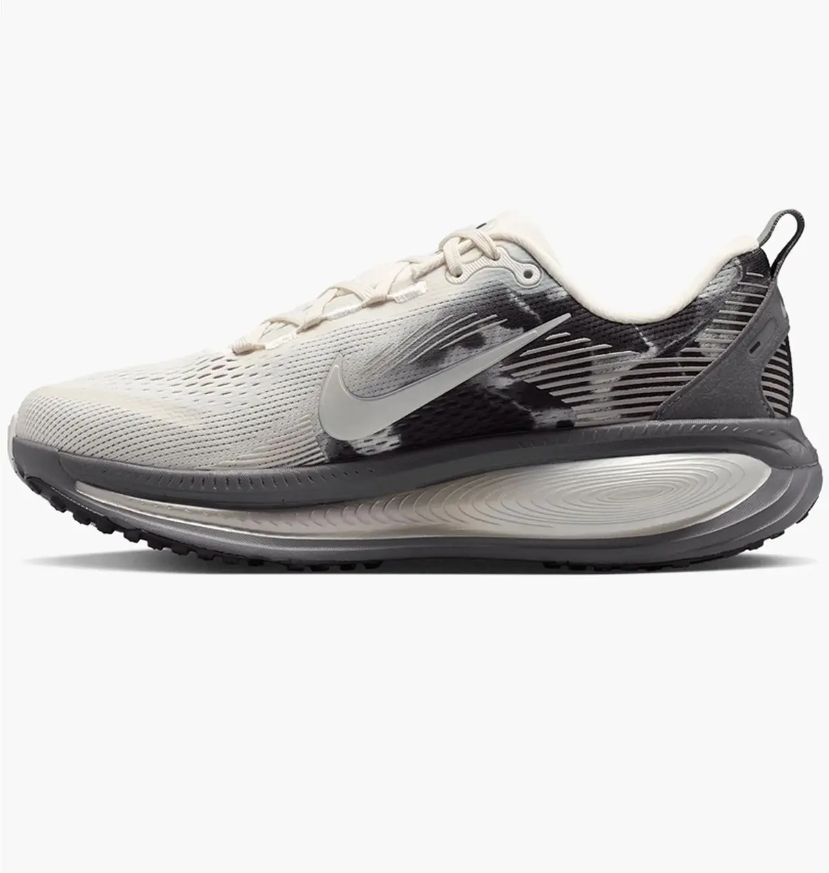 Кросівки жіночі Nike Vomero 18 Se Road Running Grey/White
