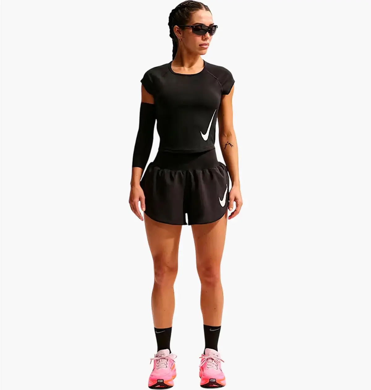 Футболка женская Nike Tempo Swoosh черная IF4998-010