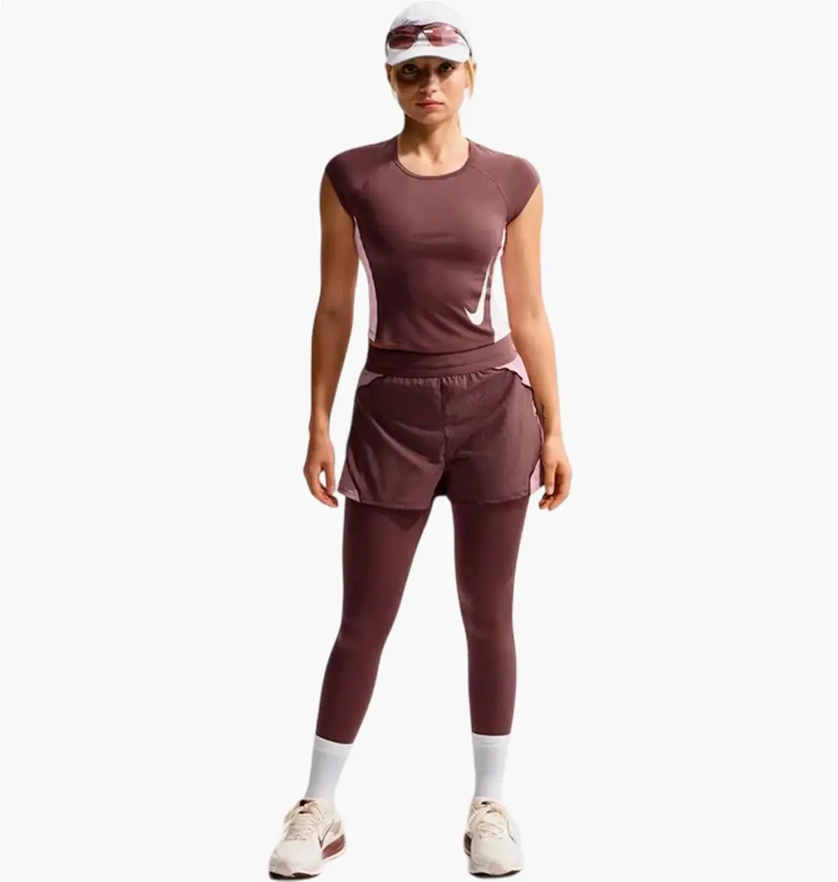 Футболка женская Nike Tempo Swoosh Run Brown