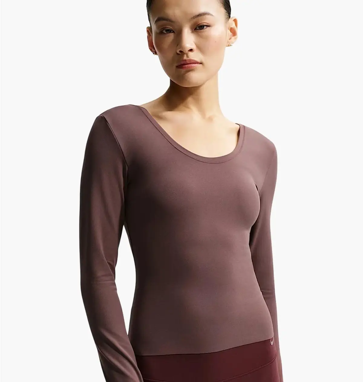 Кофта женская Nike Zenvy Wo Dri-Fit Long-Sleeve Top белая с разноцветными деталями IF5606-502