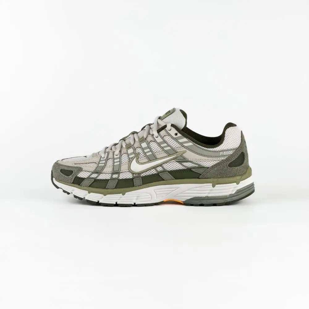 Кросівки унісекс Nike P-6000