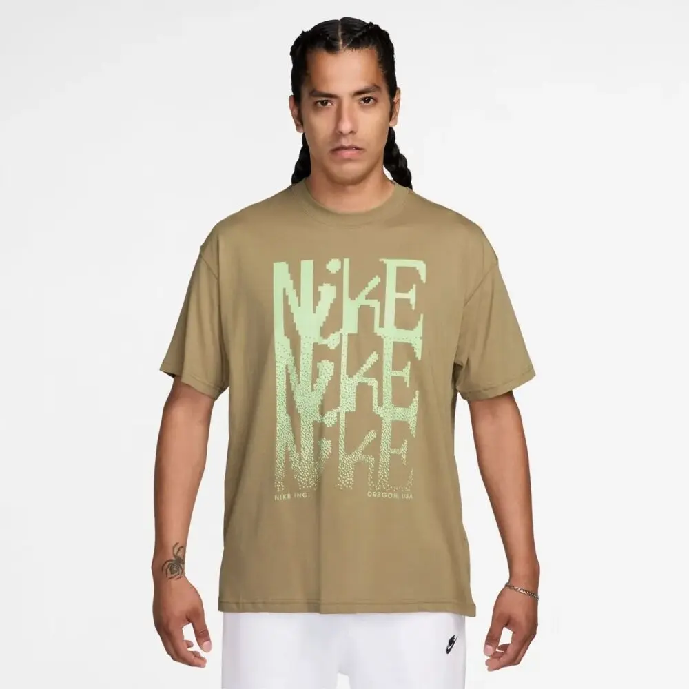Футболка чоловіча Nike