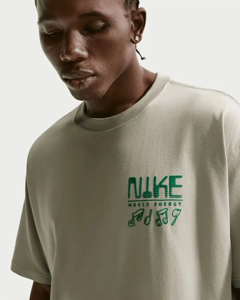 Футболка чоловіча Nike