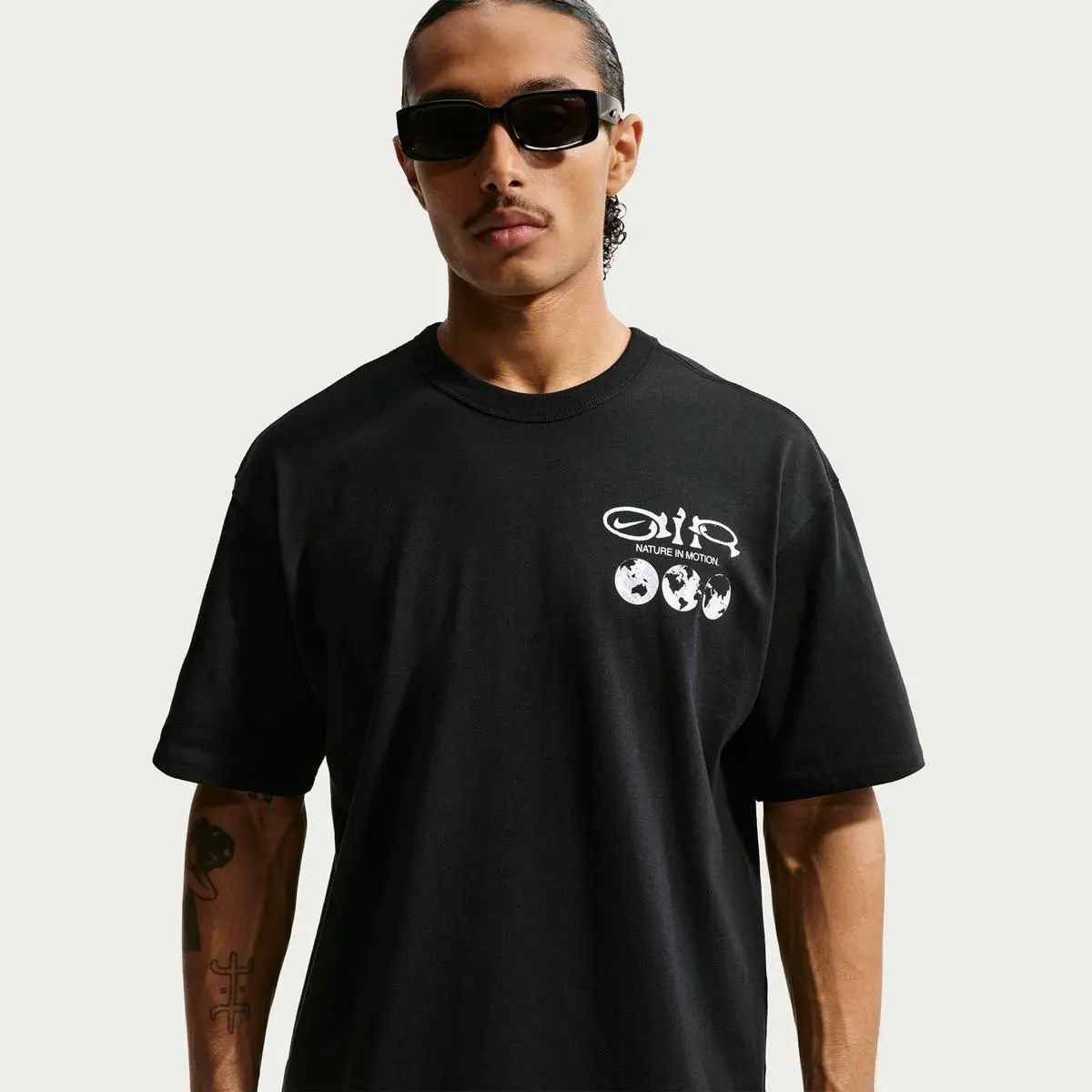Футболка чоловіча Nike U Nsw Tee Lse Prem Earth Day