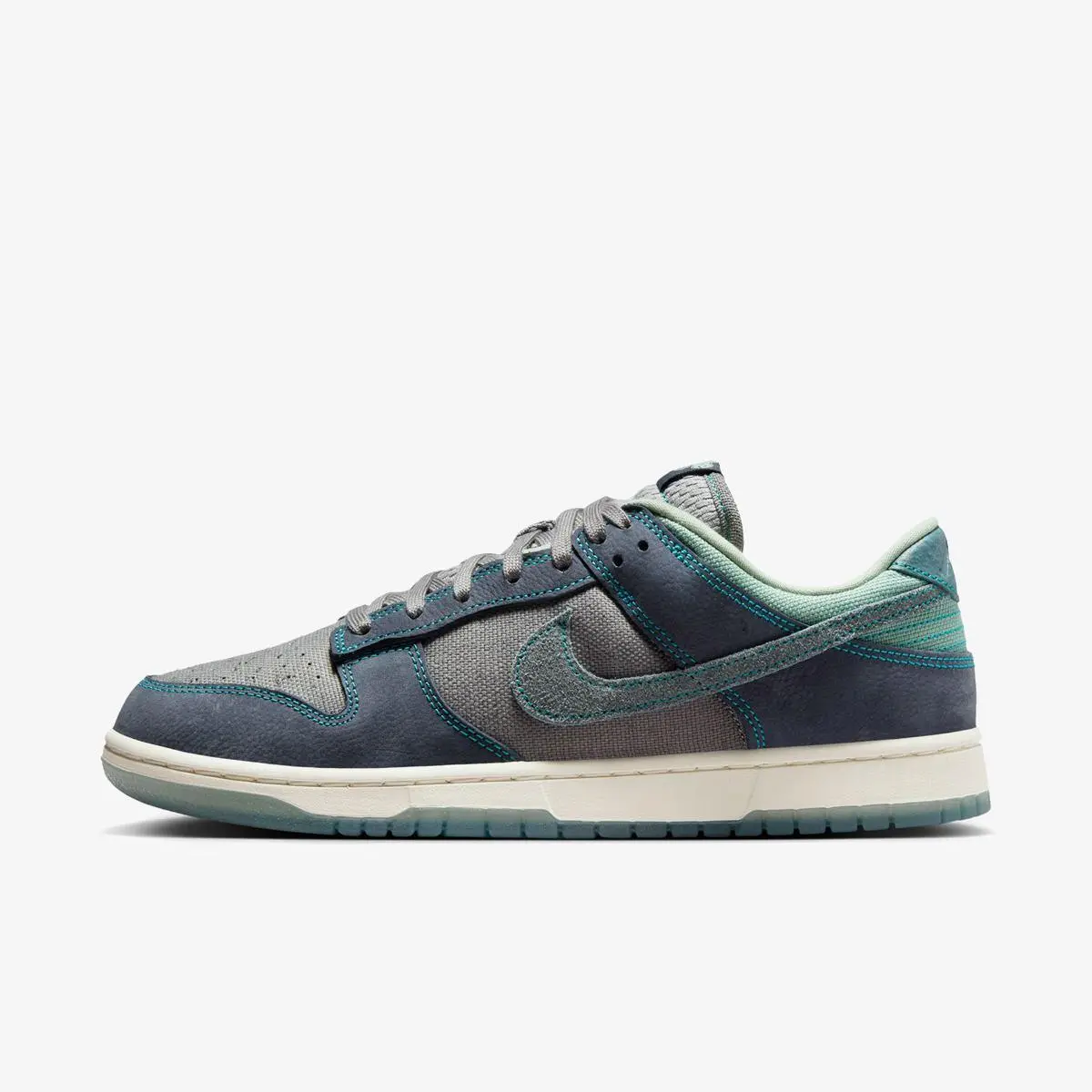 Кросівки чоловічі Nike Dunk Low Retro Se