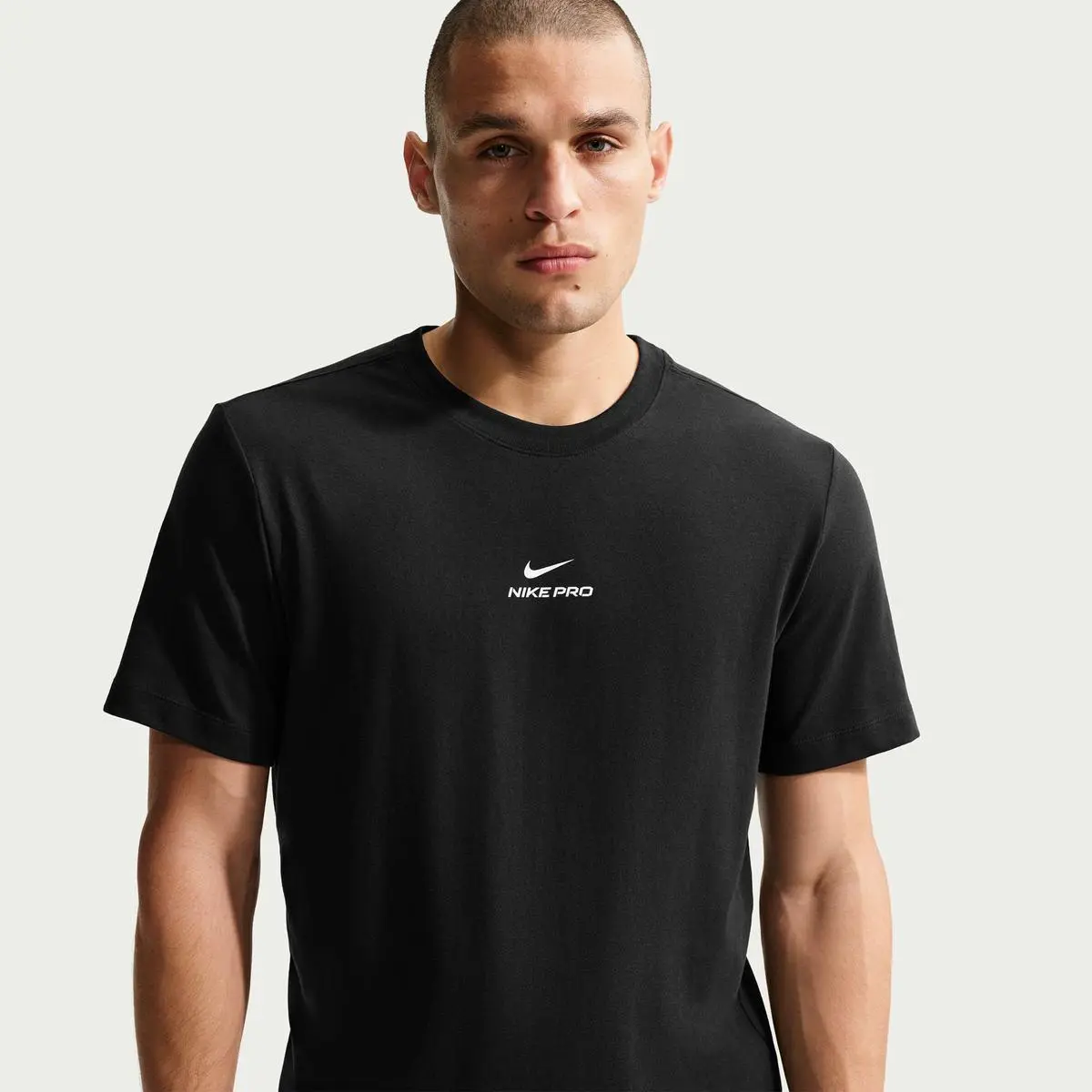 Футболка чоловіча Nike Nk Df Tee Std Pro