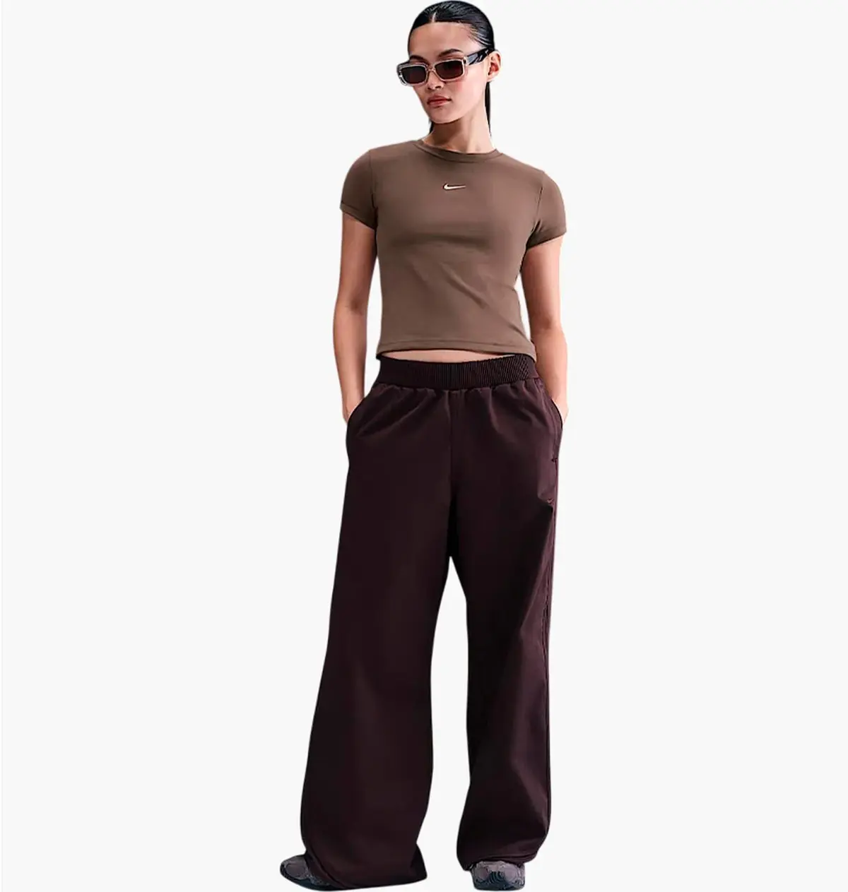 Футболка жіноча Nike Sportswear Brown