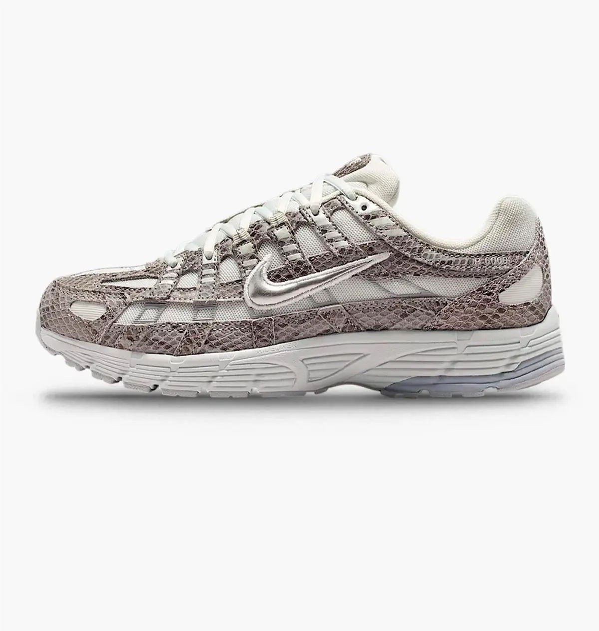 Кросівки жіночі Nike P-6000 Se білі з бежевим IH4451-101