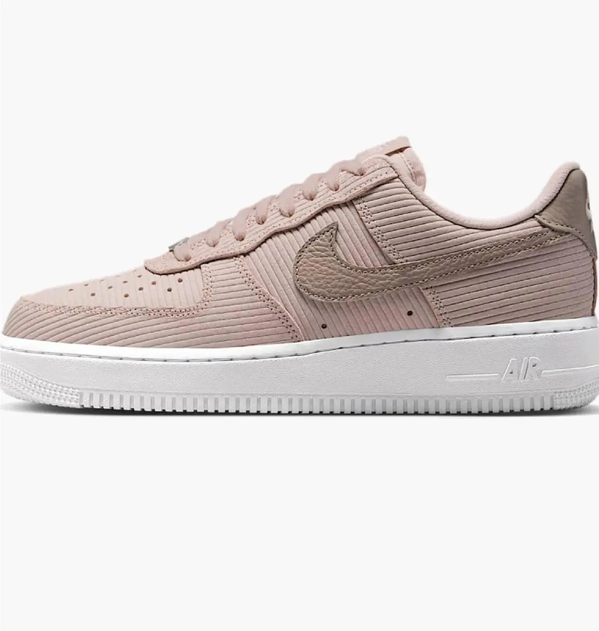 Кроссовки женские Nike Air Force 1 07 Beige