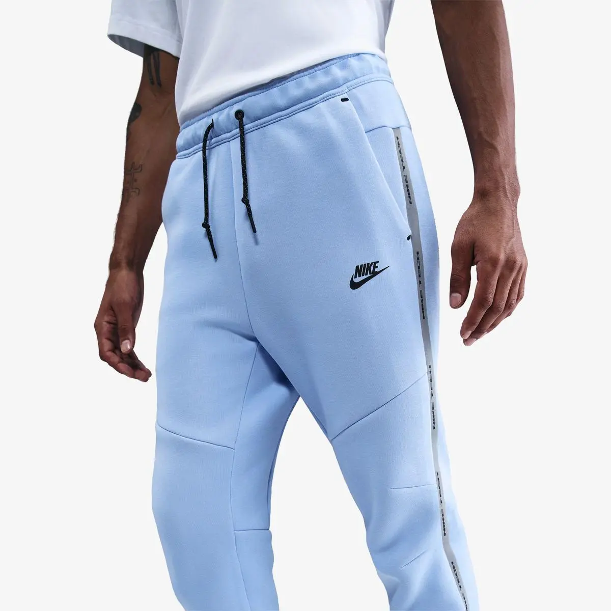 Брюки чоловічі Nike M Nk Tech Flc Jggr Pant Reflec