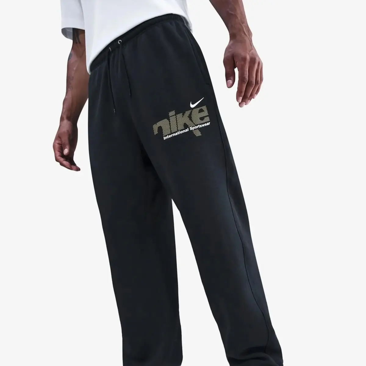 Брюки чоловічі Nike M Nk Club Bngee Pnt Swsh Sprt