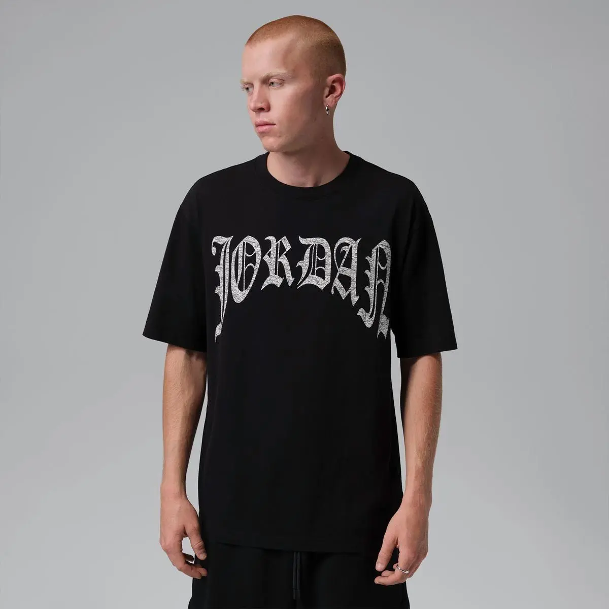 Футболка мужская Jordan Brooklyn Gothic 85 Ss Crew черная IO0019-010
