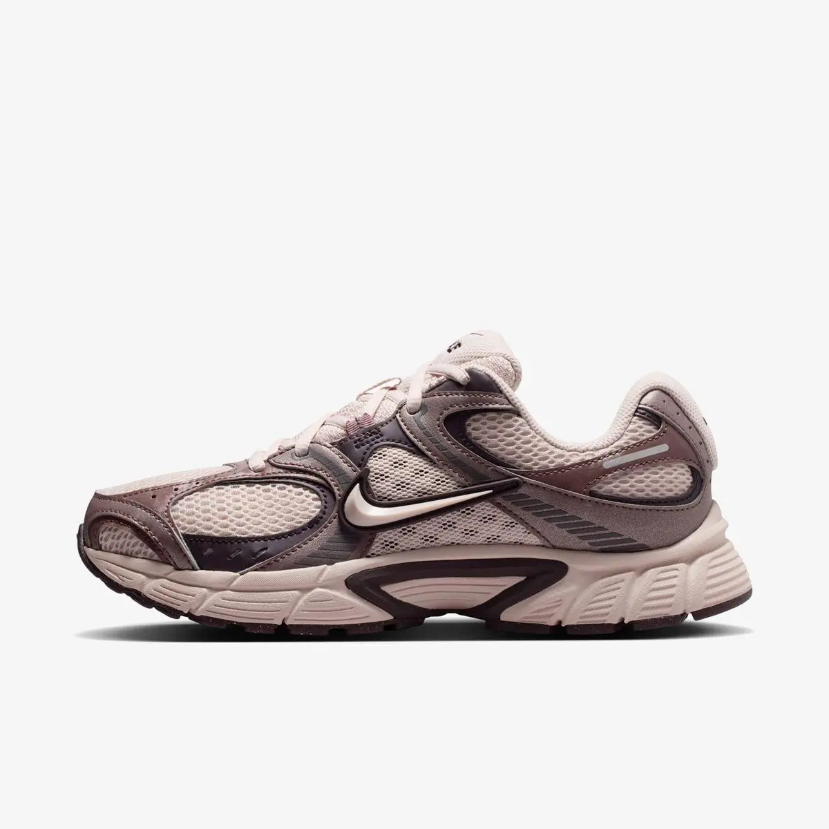 Кросівки жіночі Nike W V5 Rnr Se