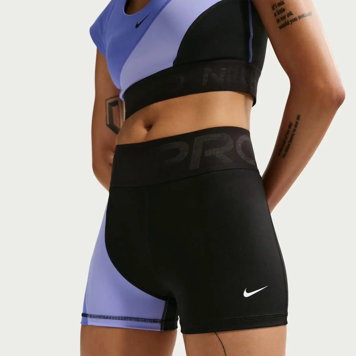 Шорти жіночі Nike Pro Sculpt