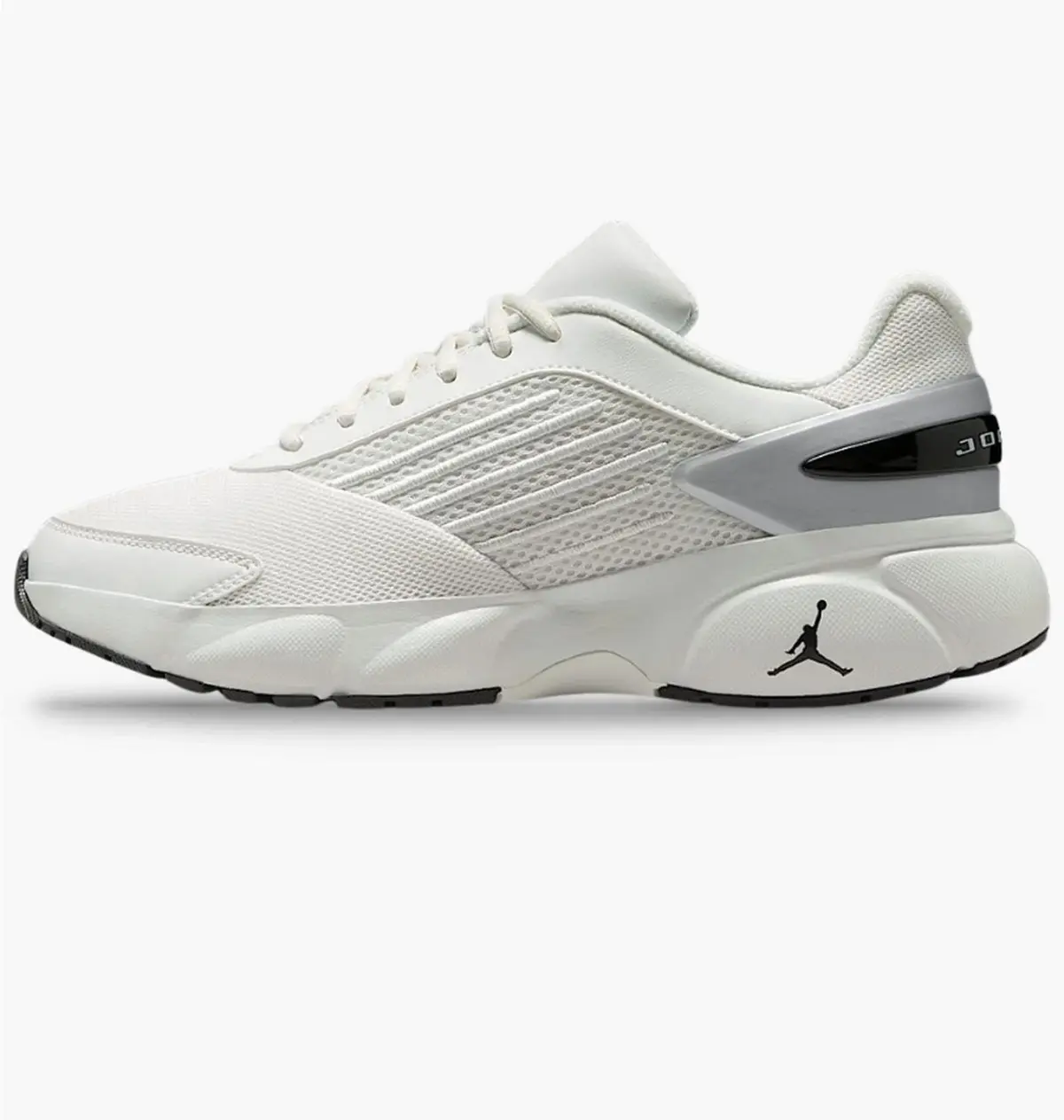 Кроссовки женские Jordan Trunner Flow White