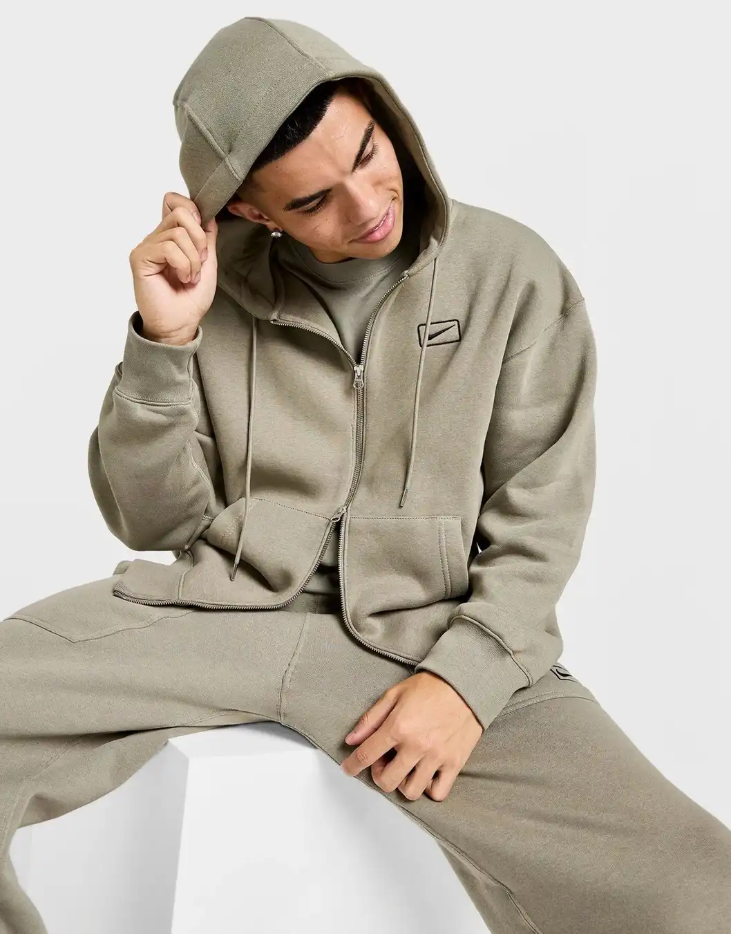 Кофта мужская Nike Full-Zip зеленая IQ2765-320