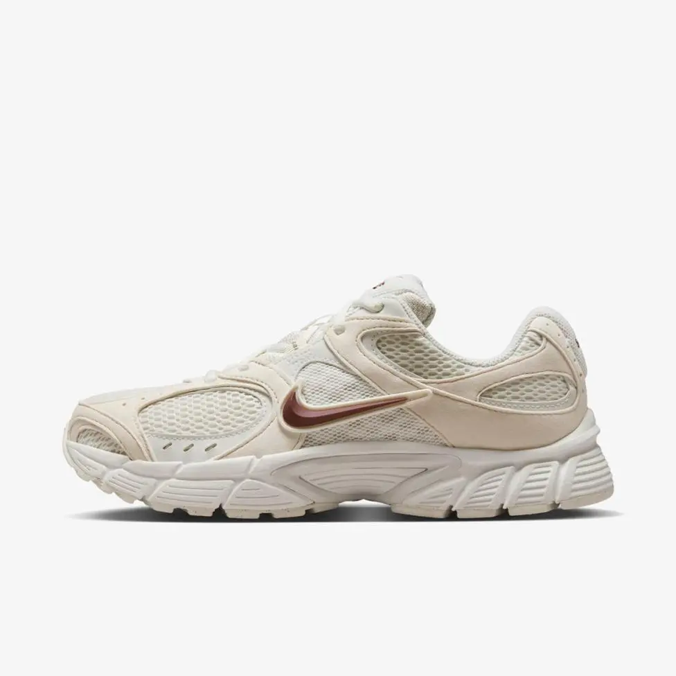 Кросівки жіночі Nike W V5 Rnr S