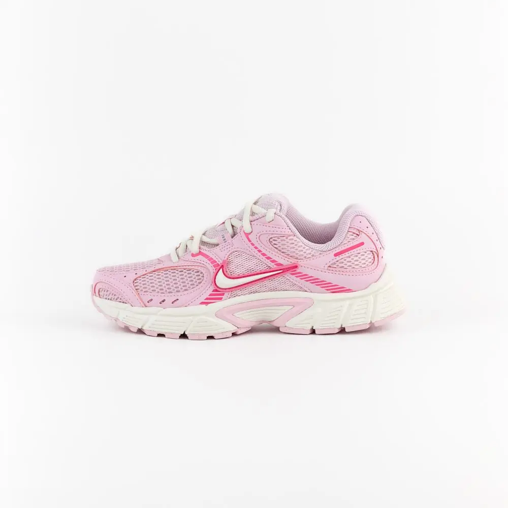 Кросівки жіночі Nike V5 Rnr