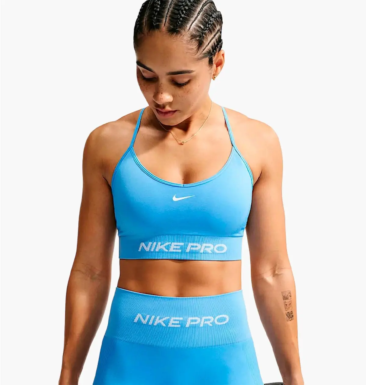 Спортивний топ жіночий Nike Pro Seamless Light-Support Light Blue
