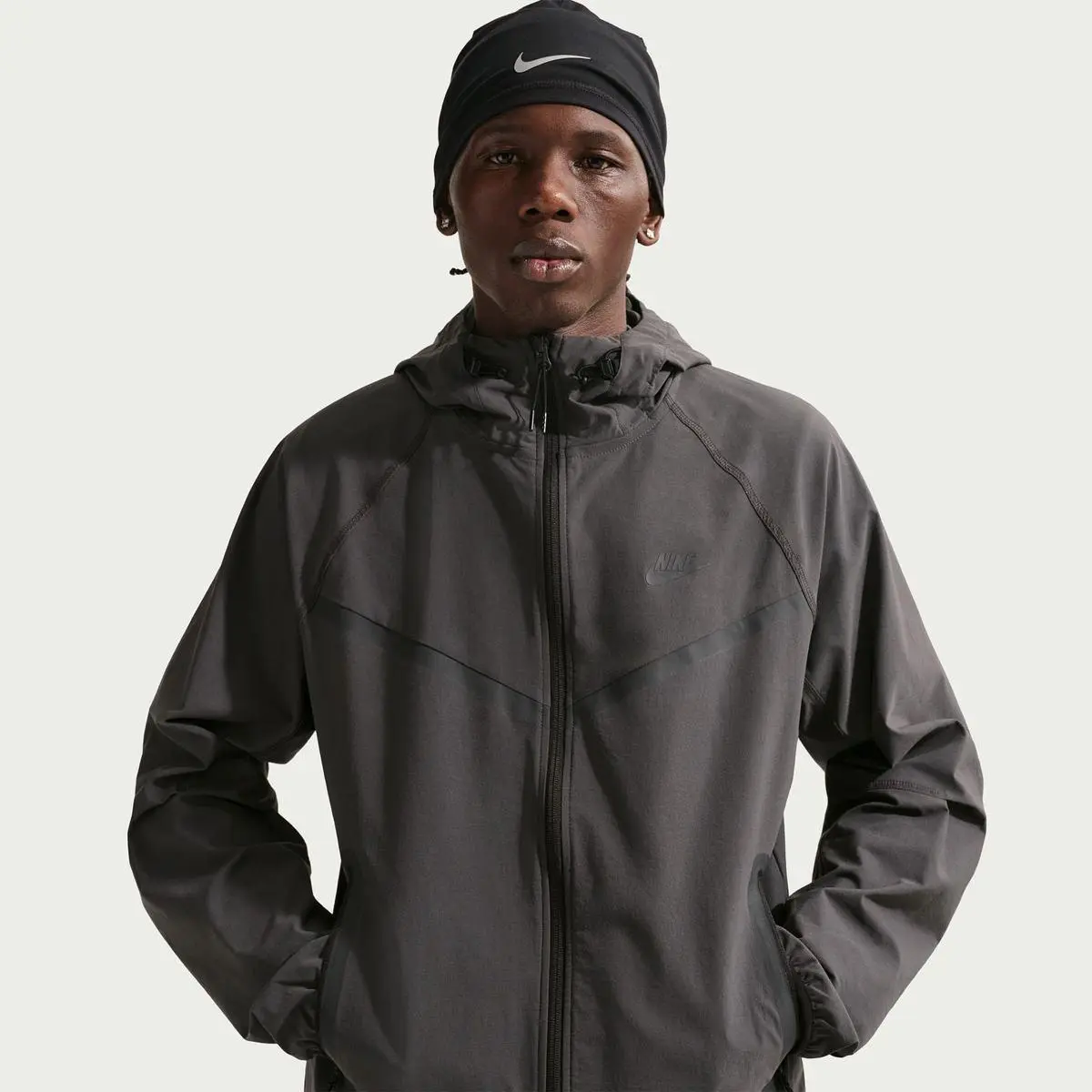 Ветровка мужскиая Nike M Nk Df Tch Wvn Wr Fz Jkt