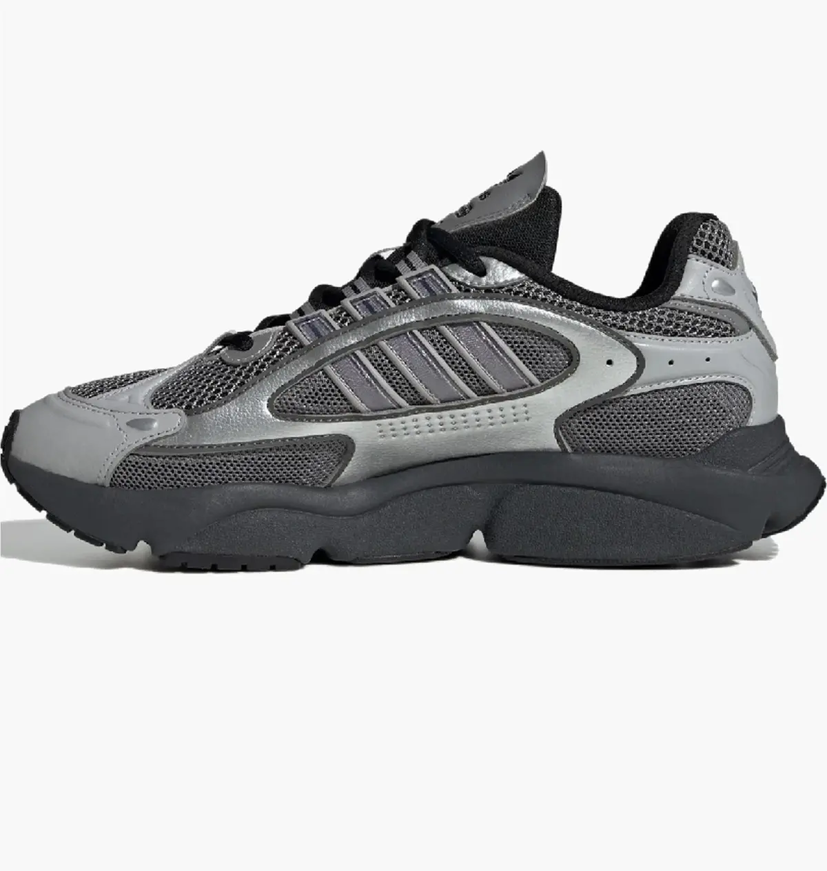 Кросівки чоловічі Adidas Ozmillen