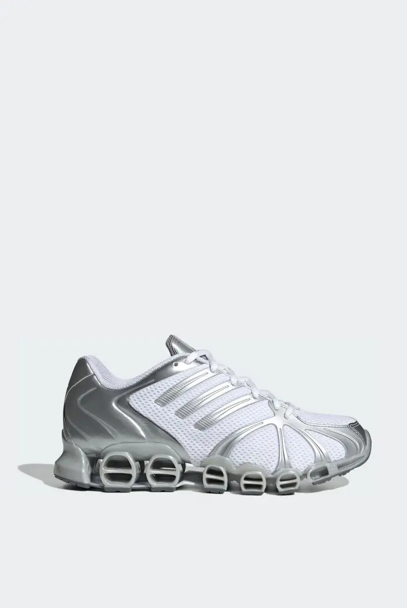 Кросівки жіночі Adidas Mega Ghostride