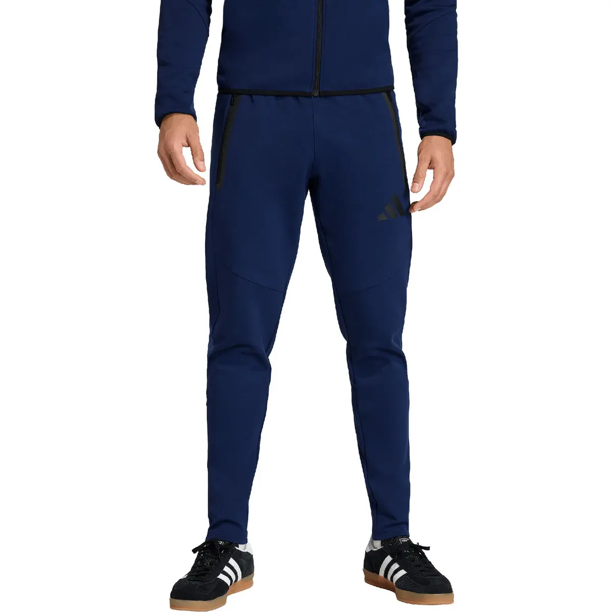Брюки чоловічі Adidas Tiro 26 Travel Sweat Pant