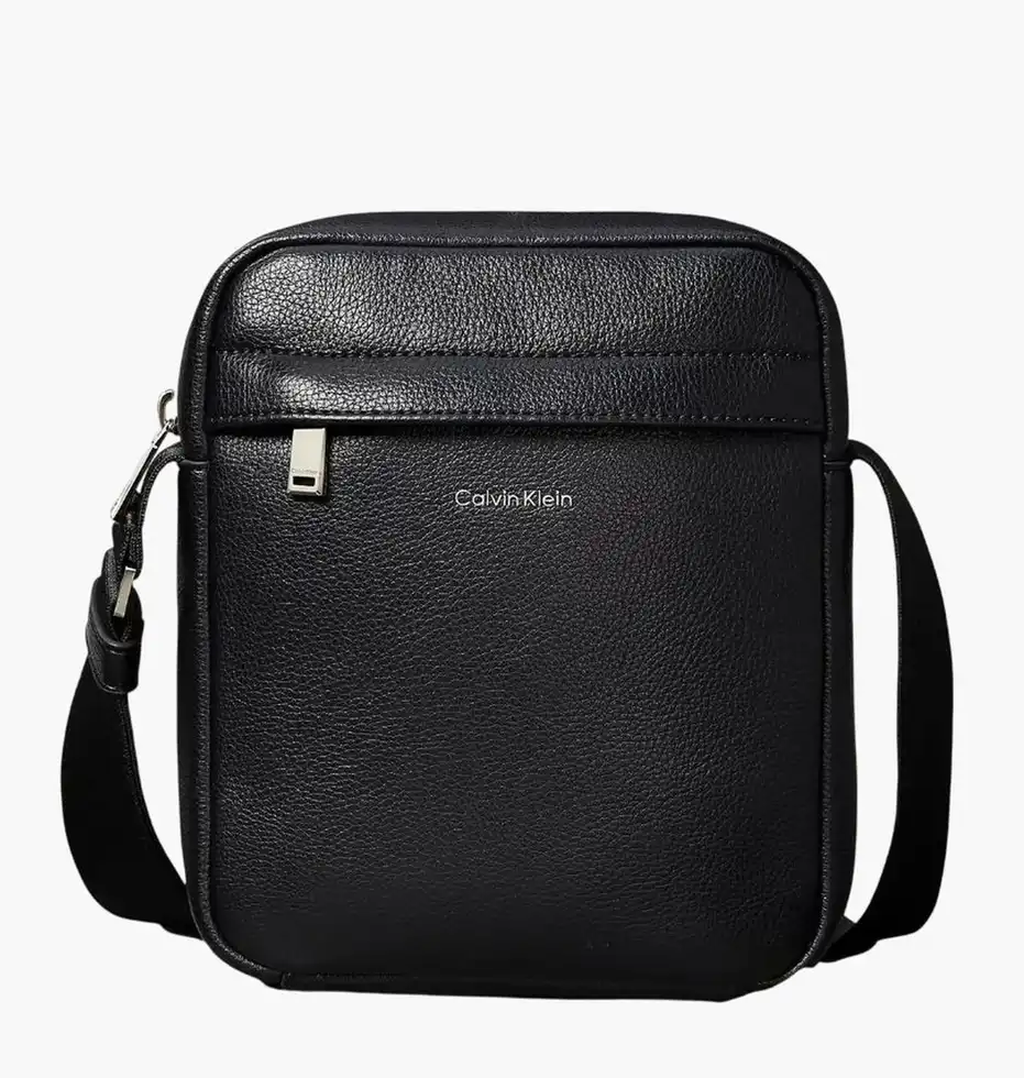 Сумка через плечо Calvin Klein Raised Black