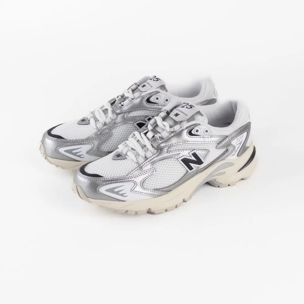 Кросівки унісекс New Balance 725 White