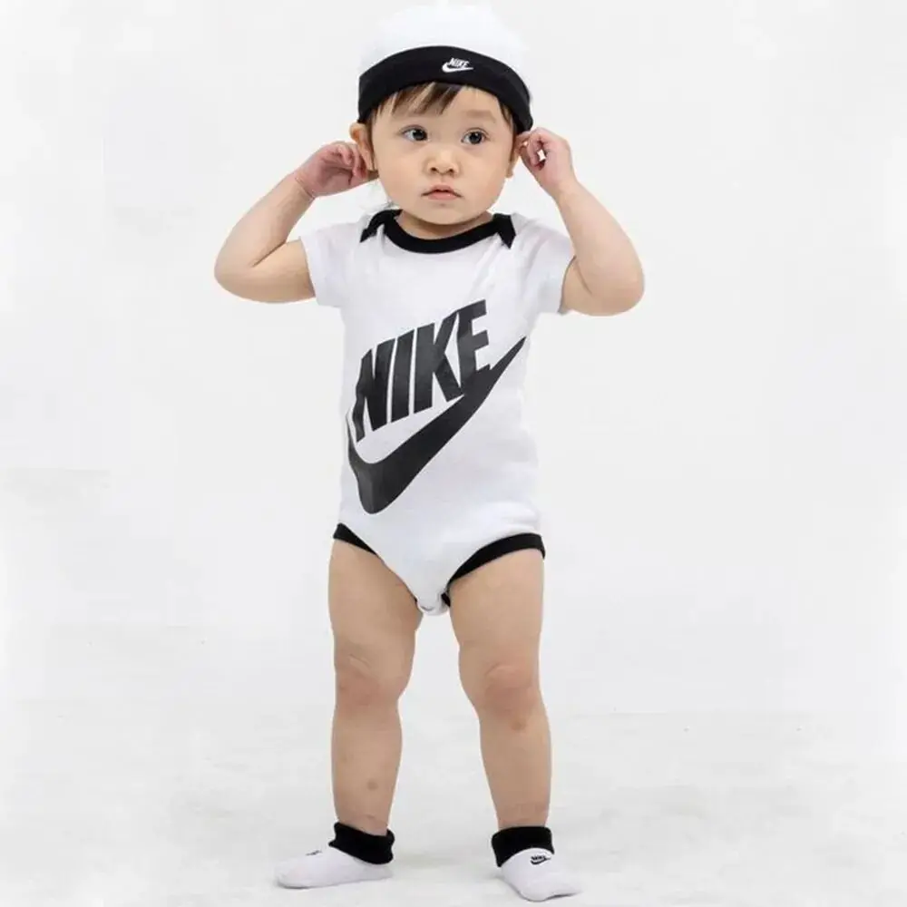 Боді Nike Futura чорне MN0073-001