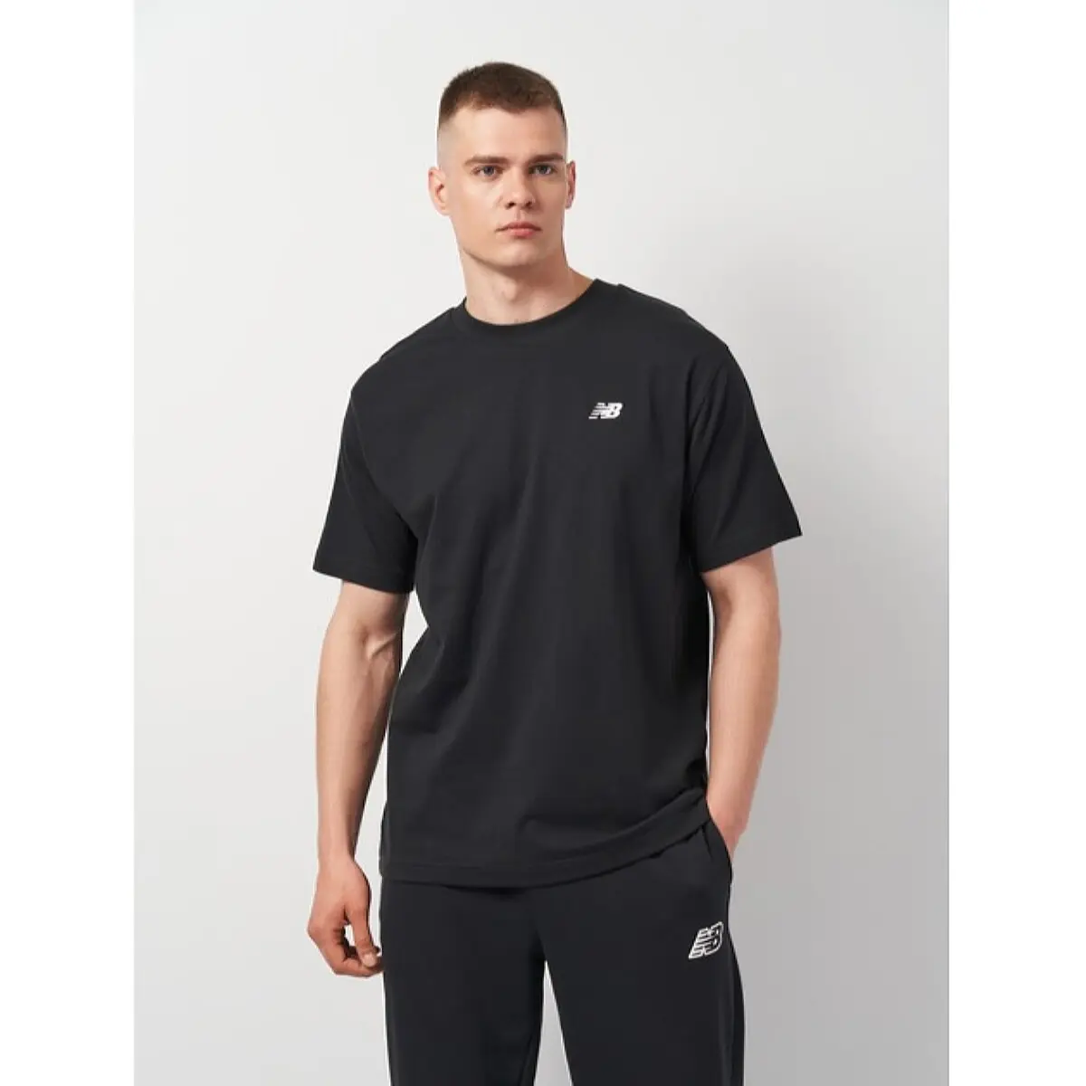 Футболка мужская New Balance T-Shirt Small Logo