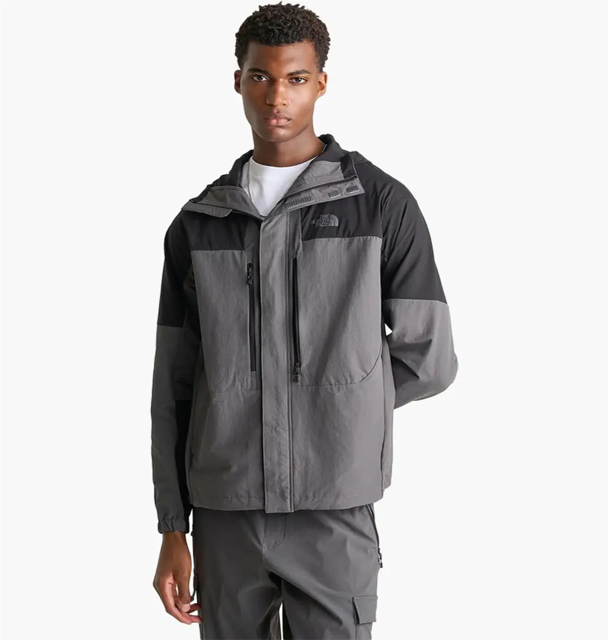 Ветровка мужскиая The North Face Trishull Woven Full-Zip Hooded Grey