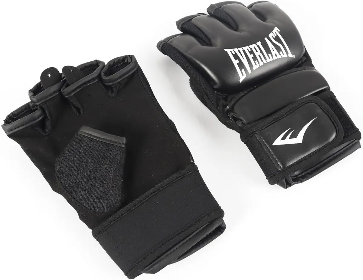 Боксерские перчатки Everlast Core Everstrike Glove