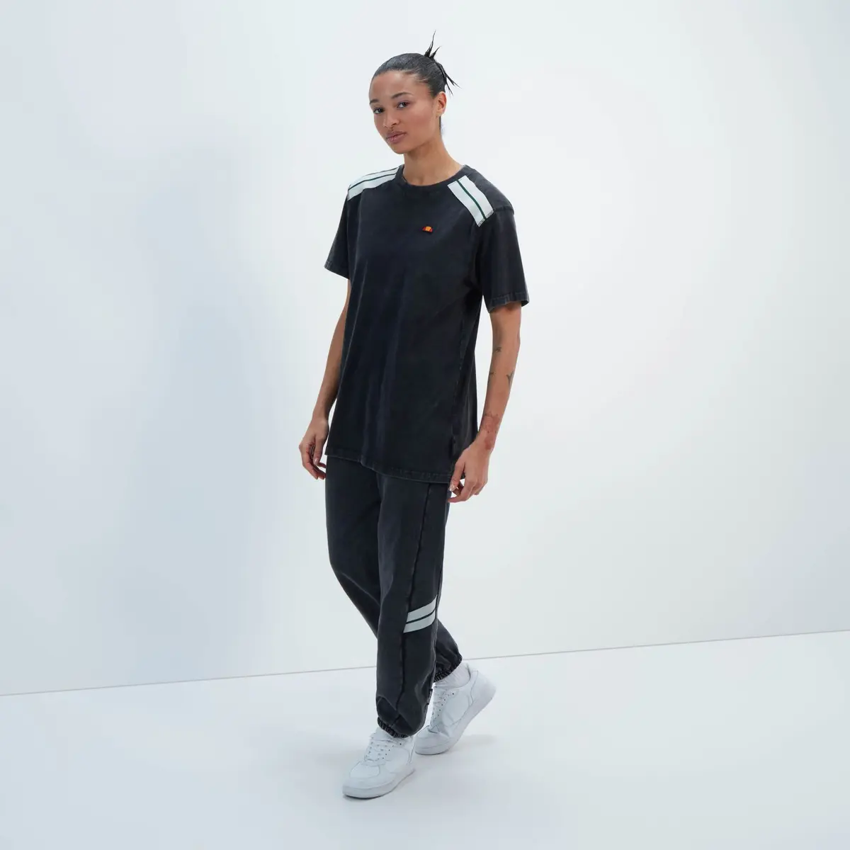Футболка жіноча Ellesse Tee Shirt