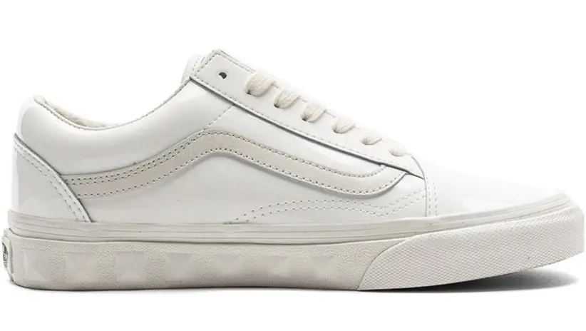 Кросівки жіночі Vans Studs Sidewall Old Skool