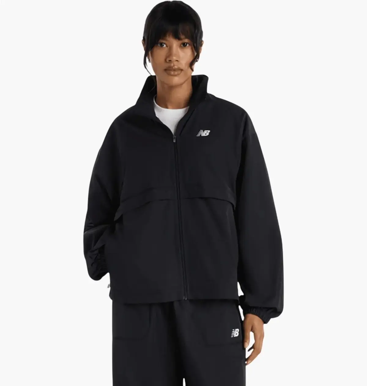 Ветровка женская New Balance Trackside Woven черная WJ61J16CBK