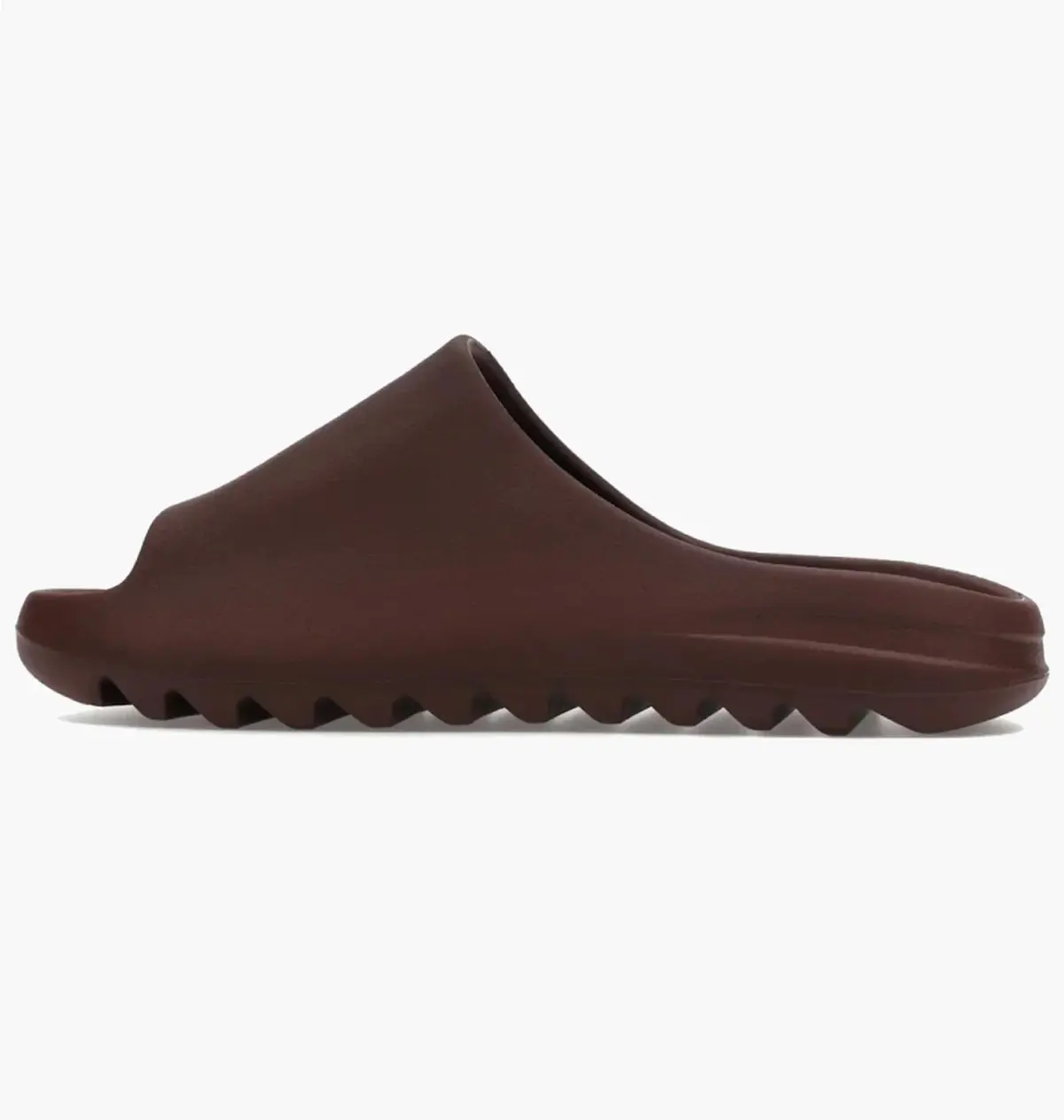 Тапочки чоловічі Yeezy Brown